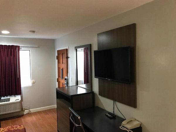 Touristlodge image 13